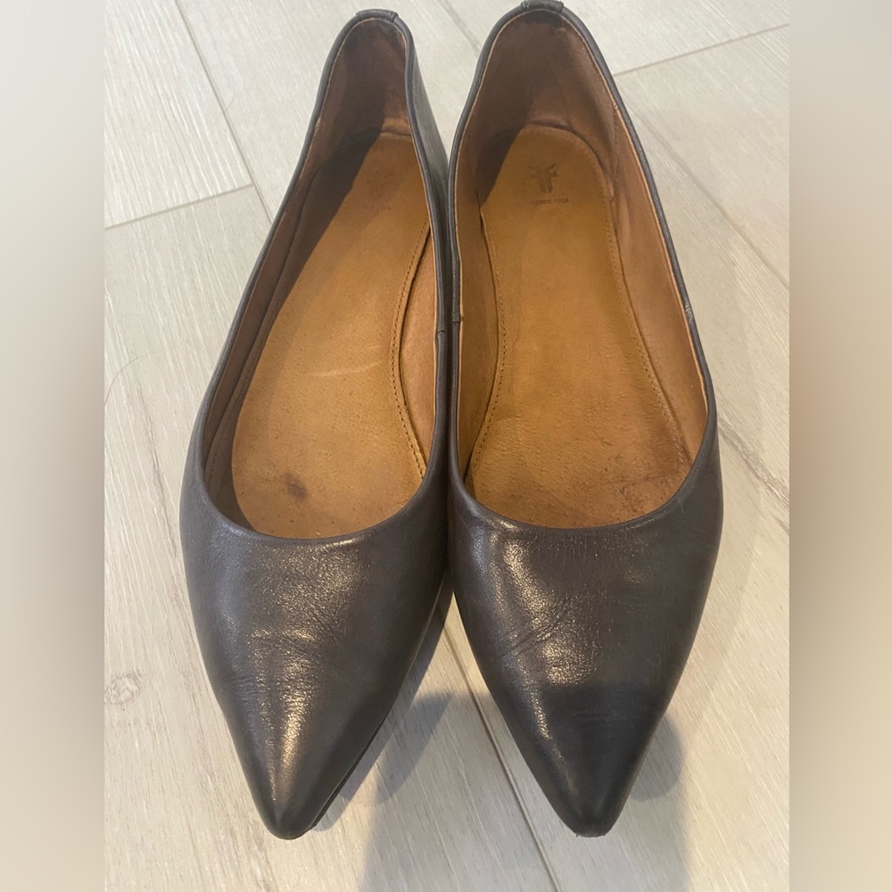 Frye Flats